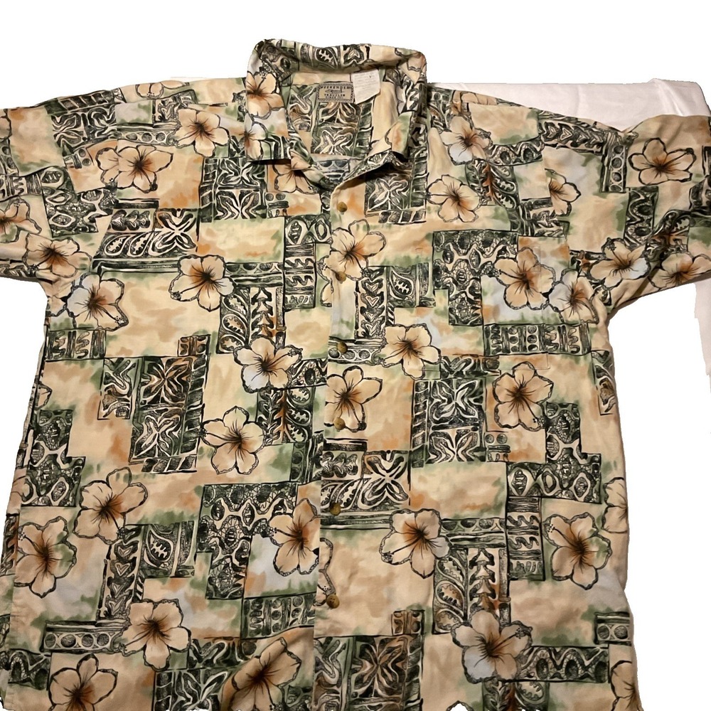 Weekender Traveler Men Large Hawaiian Shirt Tropical Hibiscus Tribal Print Green
